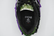 Load image into Gallery viewer, &quot;LAWN STEPPERS&quot;
